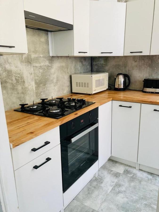 Apartamenty Every Sky Plac Ratuszowy 30 옐레니아구라 외부 사진
