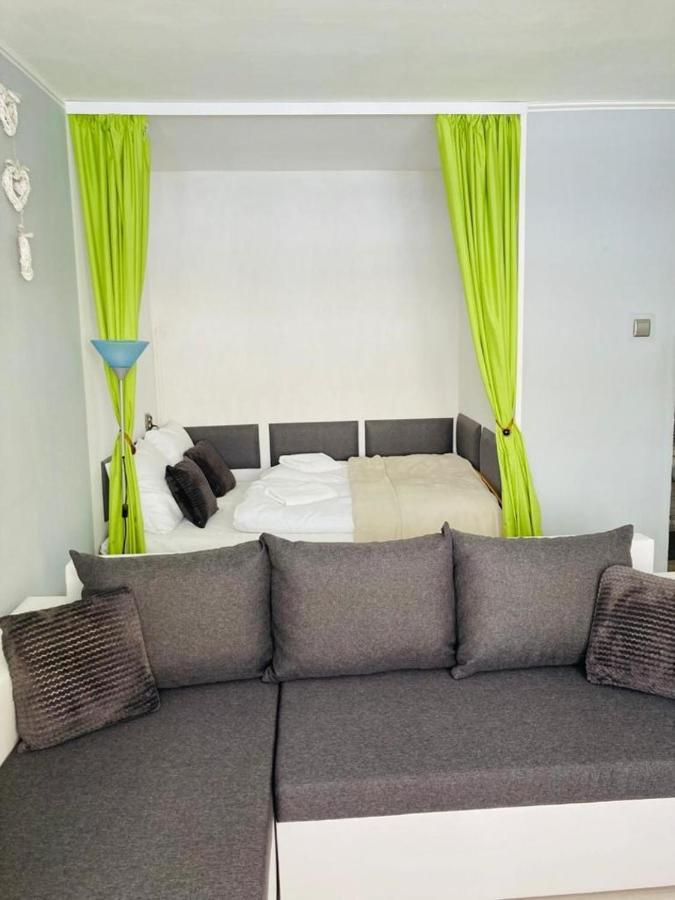 Apartamenty Every Sky Plac Ratuszowy 30 옐레니아구라 외부 사진